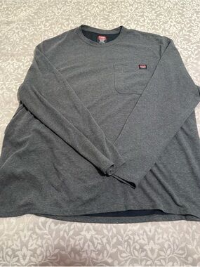 Wrangler Workwear Men's Long-Sleeve Pocket Tee — Charcoal Gray